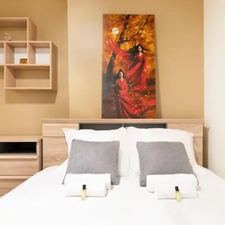 Apt 100 Rue Saint-lazare